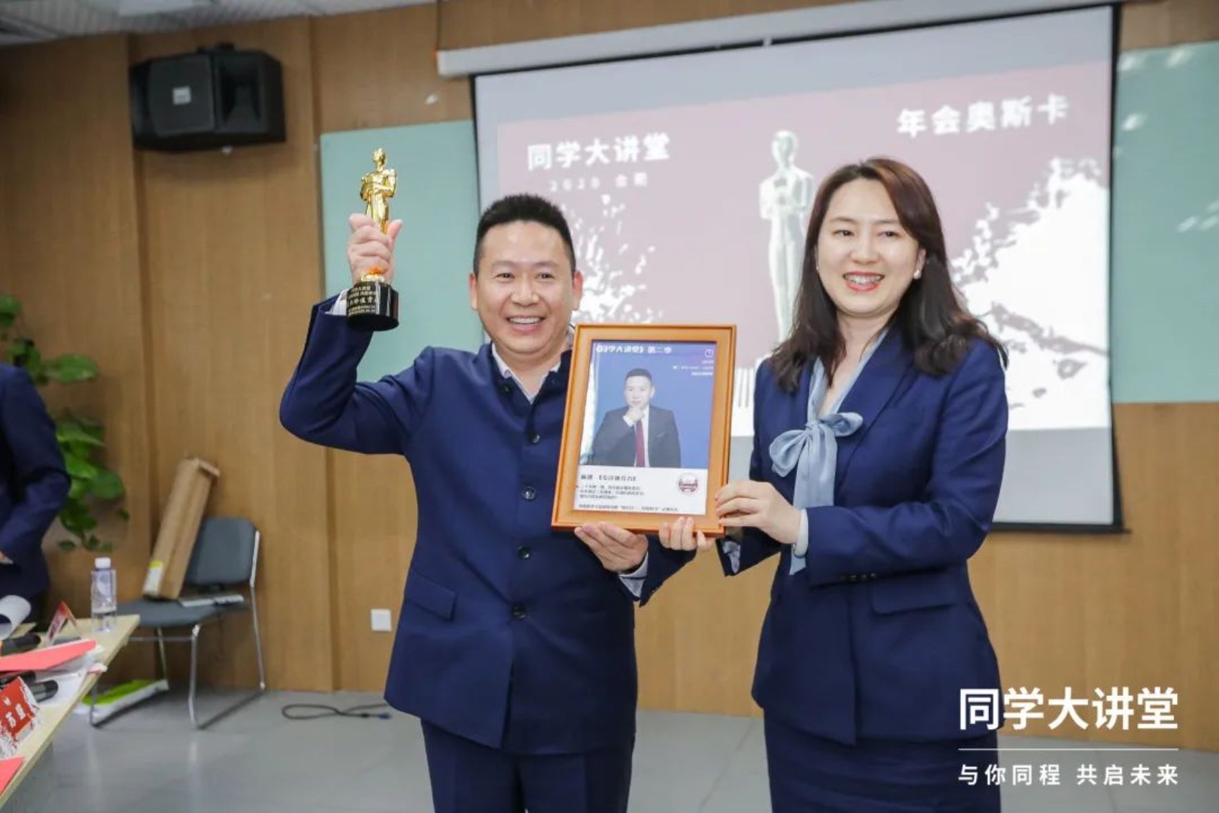 https://mmbiz.qpic.cn/mmbiz_jpg/icYYtflJnb6l7lx8tX55hU1N3SPj5IupvTnf9Whyofia0zibkAxkwKQB0XZgJFvicFYibGsOauq2QnEgyiaG0YKwwCLQ/640?wx_fmt=jpeg