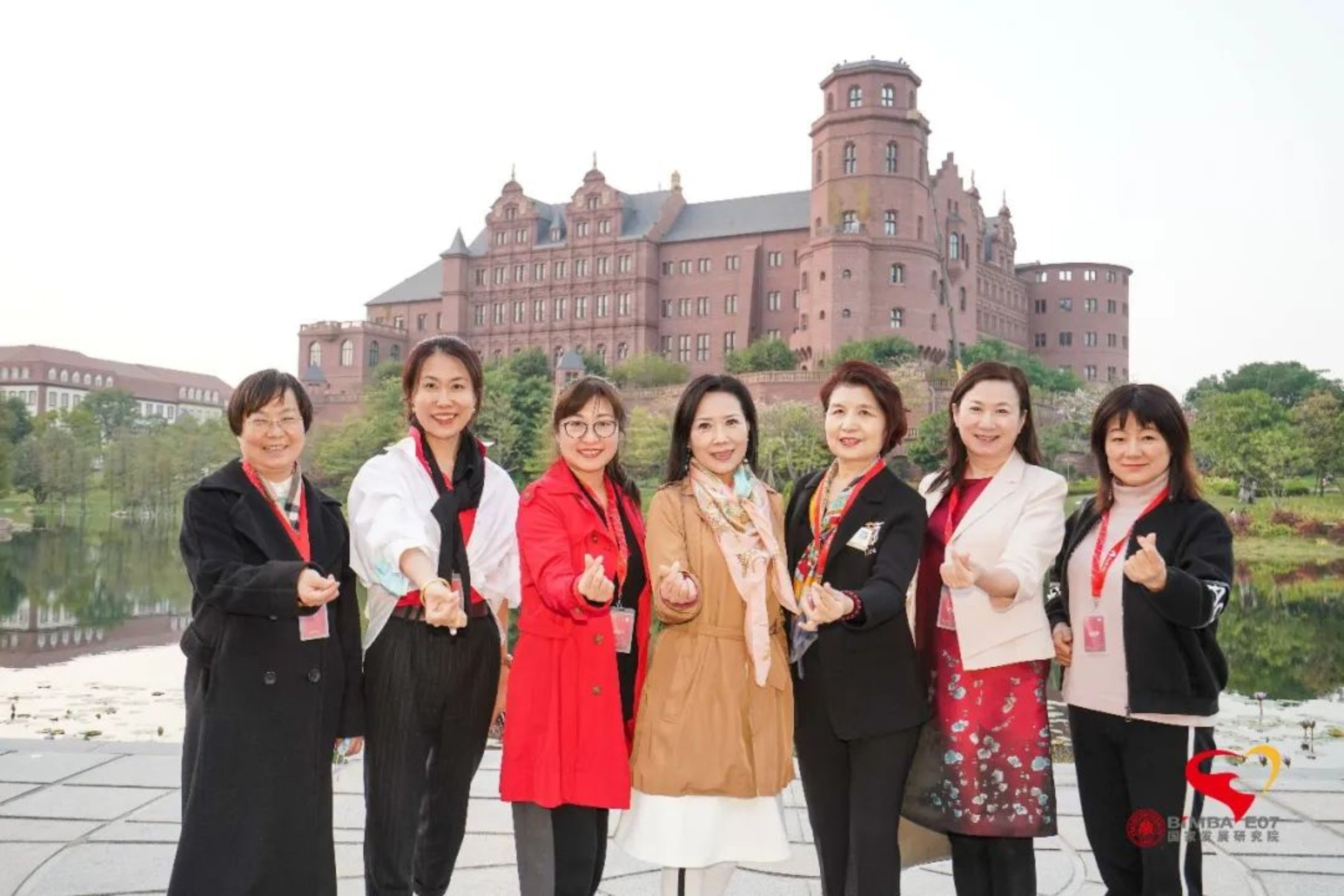https://mmbiz.qpic.cn/mmbiz_jpg/ibGh4lTFYyo9WSMoPoppwuj1rhmaMu4998UTptFIMuu6xr229JItlHtaN11nVTbNMAMDYymbpUrcSuR52pTsgJA/640?wx_fmt=jpeg