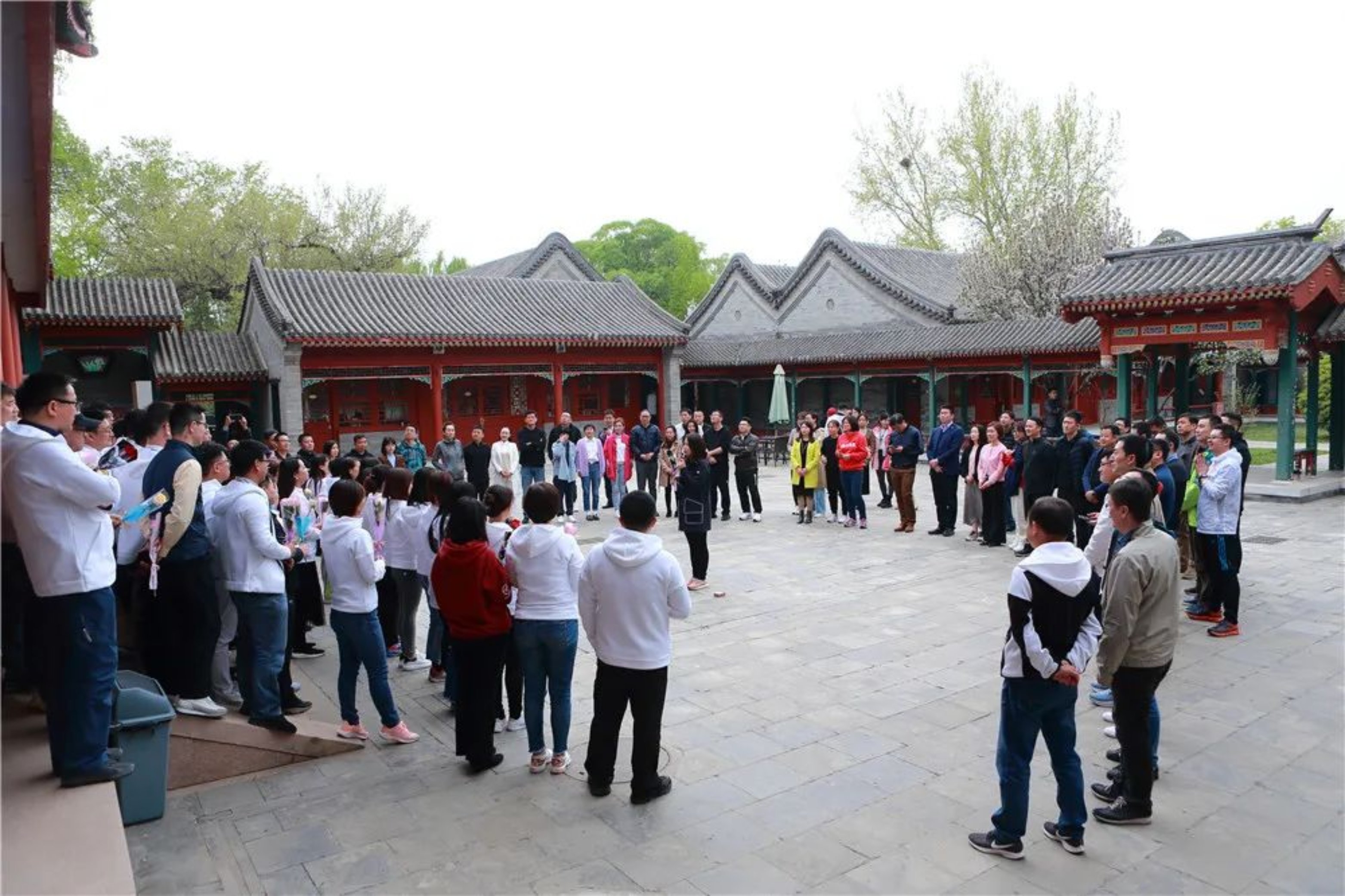 https://mmbiz.qpic.cn/mmbiz_jpg/icYYtflJnb6mGyicV4lv1d0BKfOBicXjxb6BghpJZZfj00mJ9amQGp72ficblE75iaHfaCsdibu2ca7BMQ9UjRq1UiaPw/640?wx_fmt=jpeg