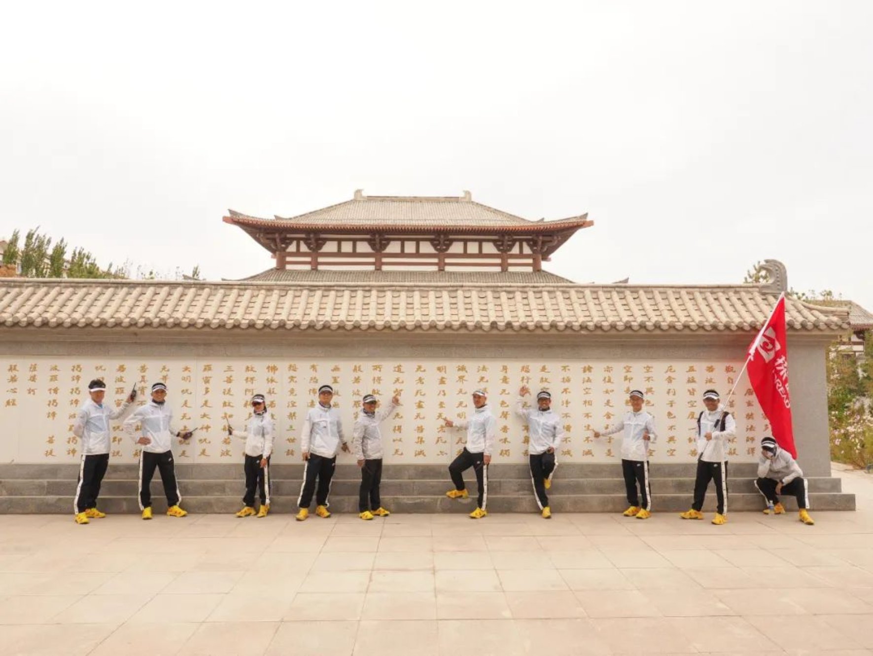 https://mmbiz.qpic.cn/mmbiz_jpg/ibdls9iau38Jts2MrL6Oicib5rsobMNO4HkQicDIYDc1j7fKtcxO0v7TKs0gdu3UibNOZdichys8IsYbw0BgqgRtKicM3w/640?wx_fmt=jpeg