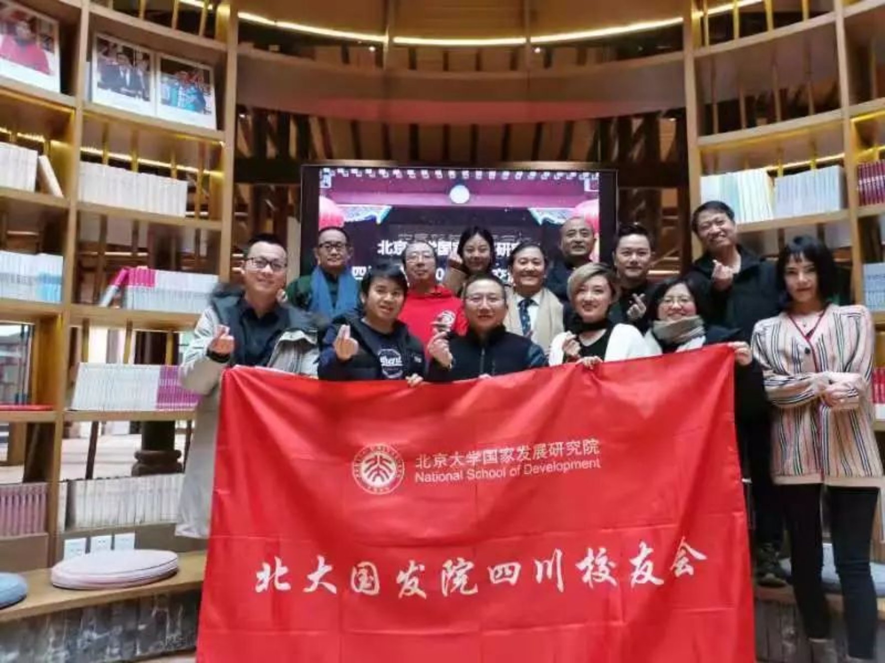 https://mmbiz.qpic.cn/mmbiz_jpg/ibGh4lTFYyoibUvw4wcOrOpKnnPK2S6ysFpAFHzYtYibWwlQfOFRccB99ahT8BoINIicHJ4sRib6tH6zY34YTiaA6aIQ/640?wx_fmt=jpeg