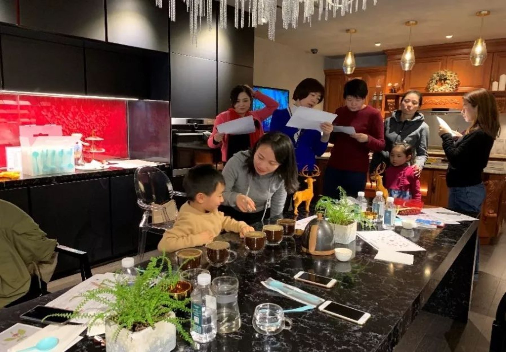 https://mmbiz.qpic.cn/mmbiz_jpg/ibGh4lTFYyoibUvw4wcOrOpKnnPK2S6ysFrxveib7Dax6Lel0YkcM4jibE9uHiatQr8tx4a9yH3Q2uo38r70Il5yd3g/640?wx_fmt=jpeg