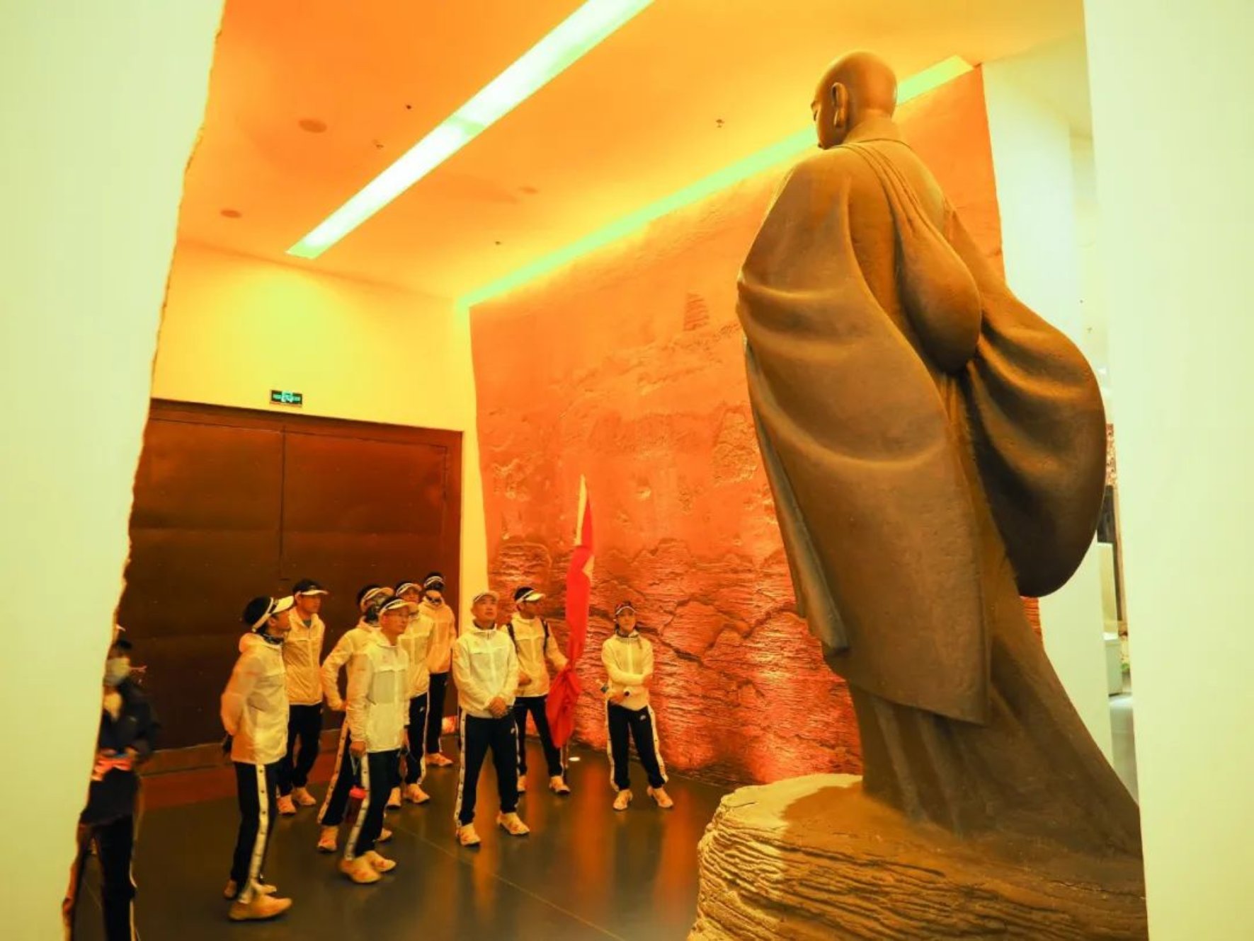 https://mmbiz.qpic.cn/mmbiz_jpg/ibdls9iau38Jts2MrL6Oicib5rsobMNO4HkQtWgFFRG7kfNZzdV5LdZursnqtTUo7XCkXSmNicrJLjDfSulHIDicqMcg/640?wx_fmt=jpeg