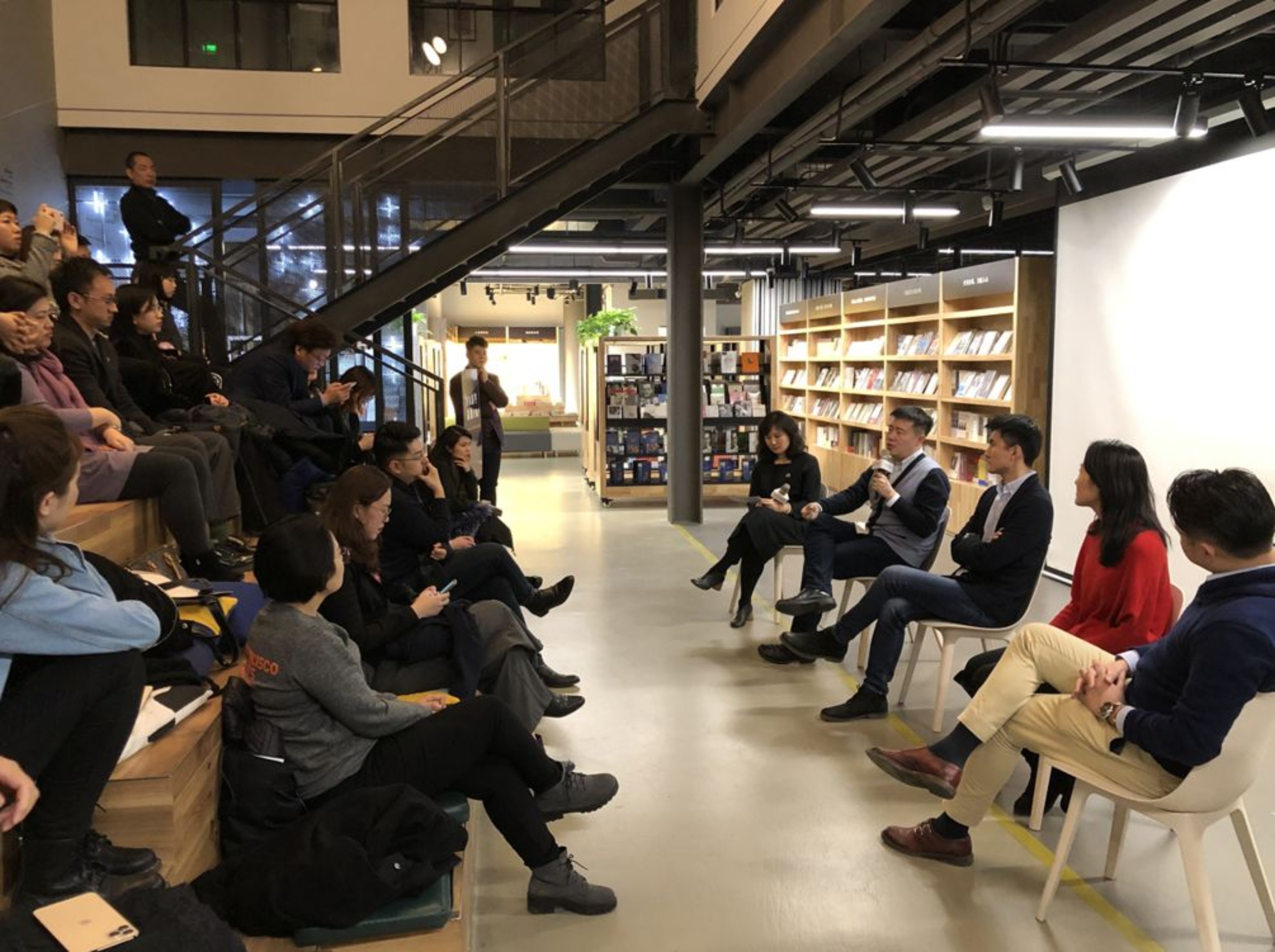 https://mmbiz.qpic.cn/sz_mmbiz_png/KOk8fWeoadx1bVaMic3WrbtE4CIpPhIUyvrchlrSzmEaJI0e4DuFU9gMGHHUCtHEicMSgFEzwibclFzmg8KMXwicWA/640?wx_fmt=png