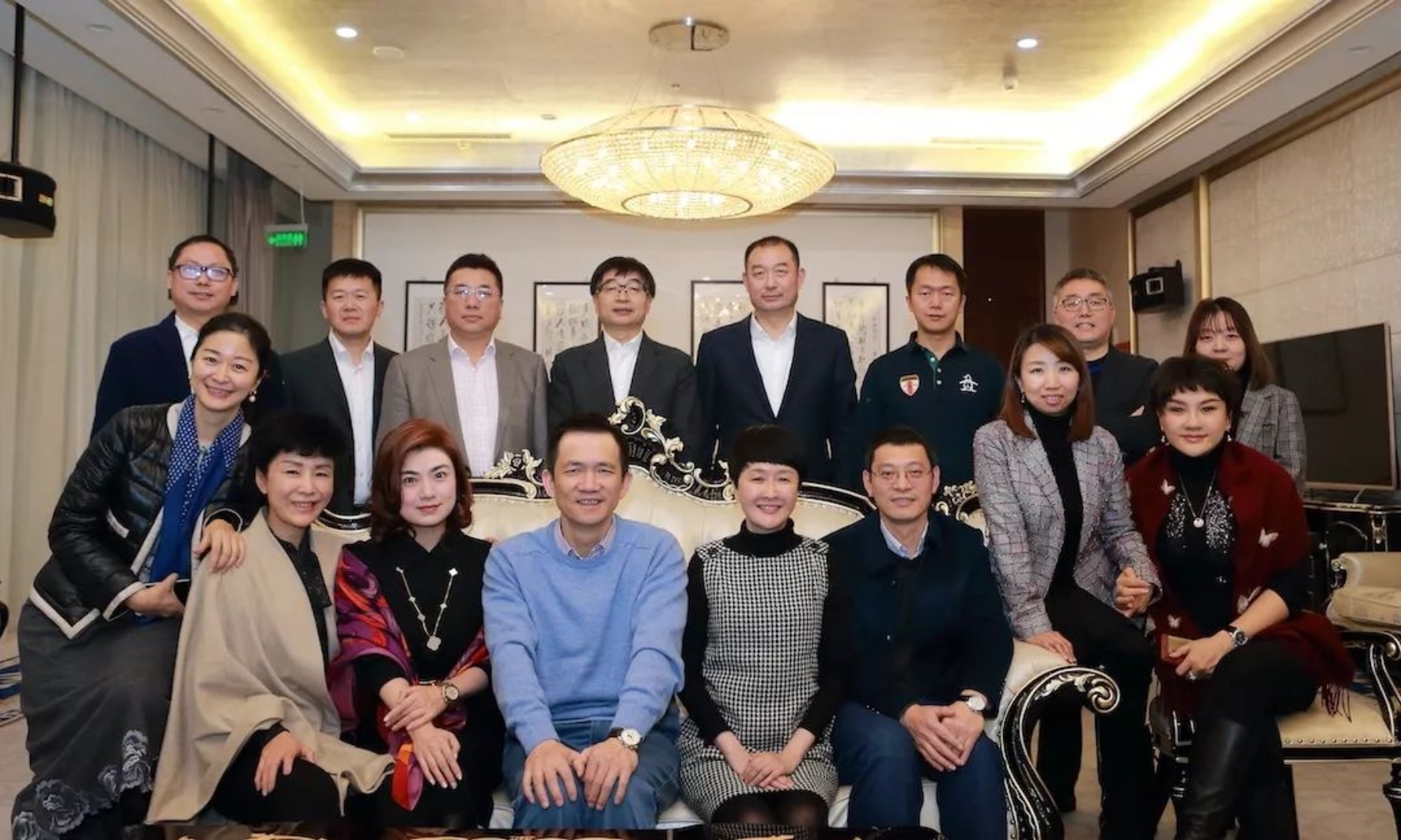 https://mmbiz.qpic.cn/mmbiz_jpg/ibGh4lTFYyoibTuFibtibb72aDqMndHLVuto04zLliaxicRDKQ7lzQKKk8wHPZALibDVZ30WGQrlNUxEqTNsYuq9ibmSpQ/640?wx_fmt=jpeg