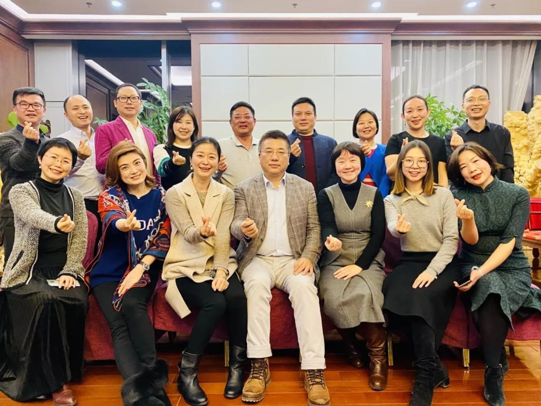 https://mmbiz.qpic.cn/mmbiz_jpg/ibGh4lTFYyoibUvw4wcOrOpKnnPK2S6ysFnoGpOf37WtYIV3k5BU3IS4dnoGNIhlRmZ36MJa2A5LY2zOicwhSUa8g/640?wx_fmt=jpeg