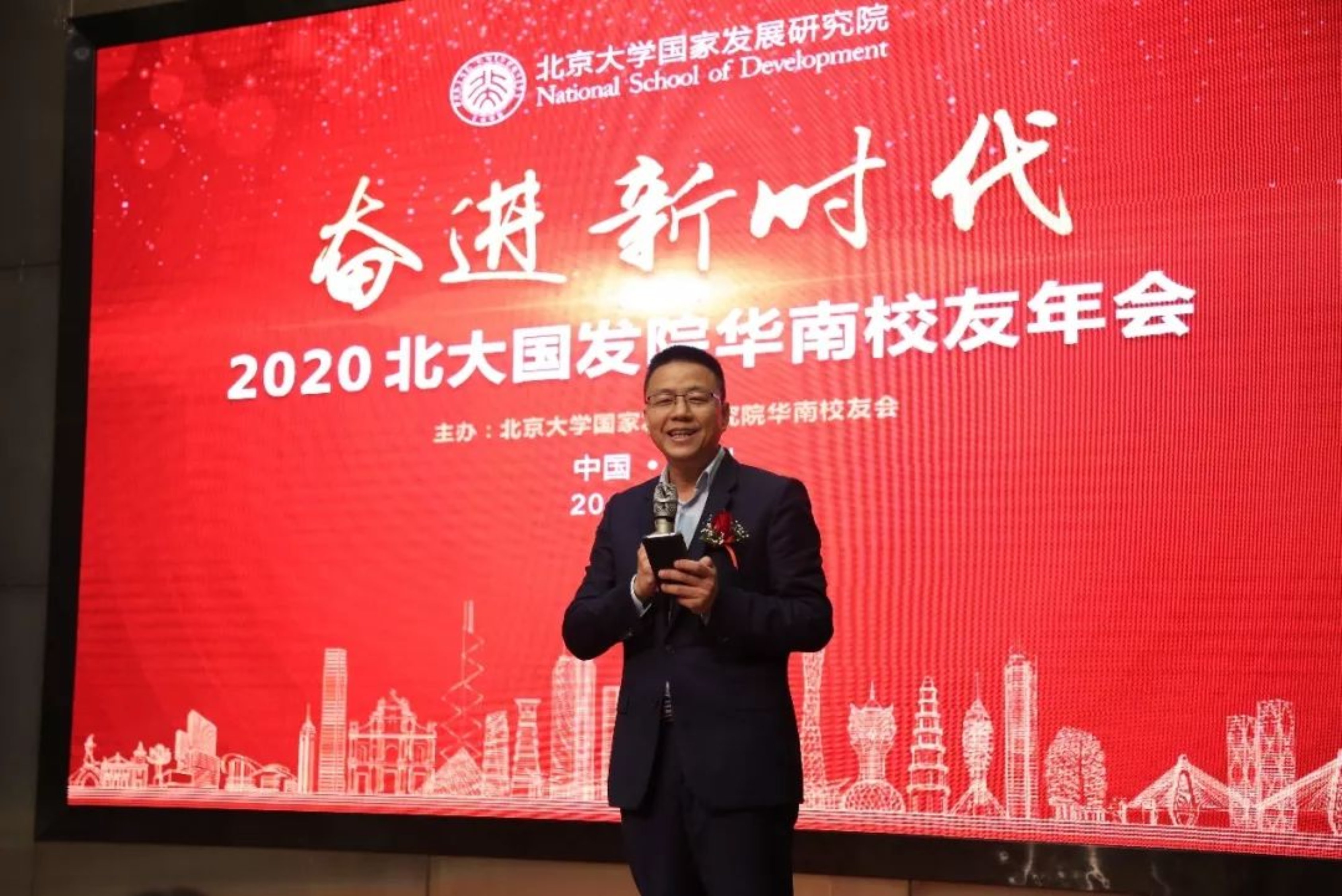 https://mmbiz.qpic.cn/mmbiz_jpg/ibGh4lTFYyoibTuFibtibb72aDqMndHLVutovicNk9LpnJFsHib9EzwqACzNmsXzDdwsicGeJlr9l8ialKDGOXyzN4VwOg/640?wx_fmt=jpeg
