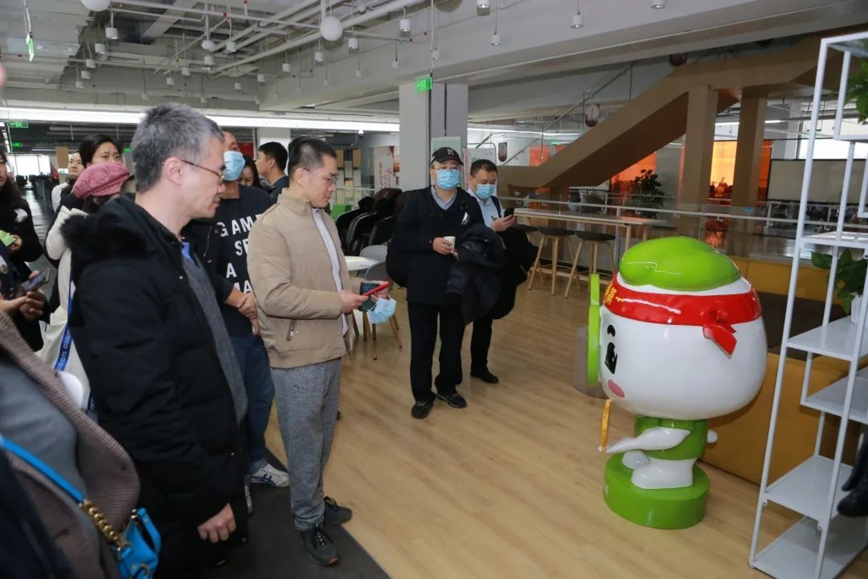 https://mmbiz.qpic.cn/mmbiz_jpg/ibGh4lTFYyo9WSMoPoppwuj1rhmaMu499c30b9icS0qw04LhSaA9ANkC47V7aGzsDVd7dJMOWEsHornIe41DHibFw/640?wx_fmt=jpeg