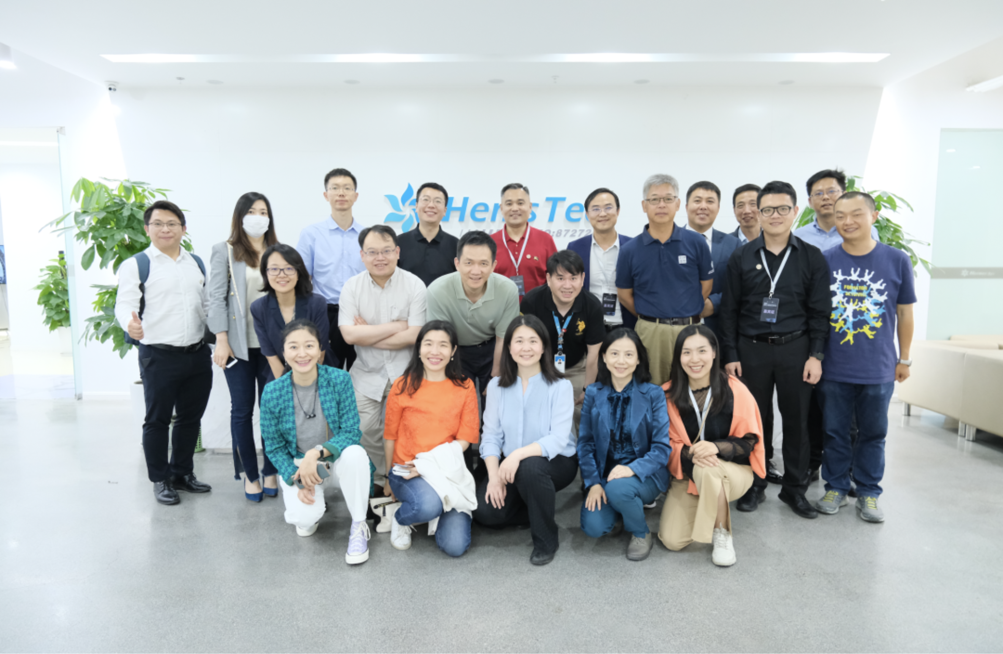 https://mmbiz.qpic.cn/mmbiz_png/ibGh4lTFYyoib8CV4z671w5pthS5Ls2Yrf7TSd3icWVlsECHZHTqLA31iaxZk2BCAMCnJ55hv4ibvC4rtSEOxurHwWg/640?wx_fmt=png