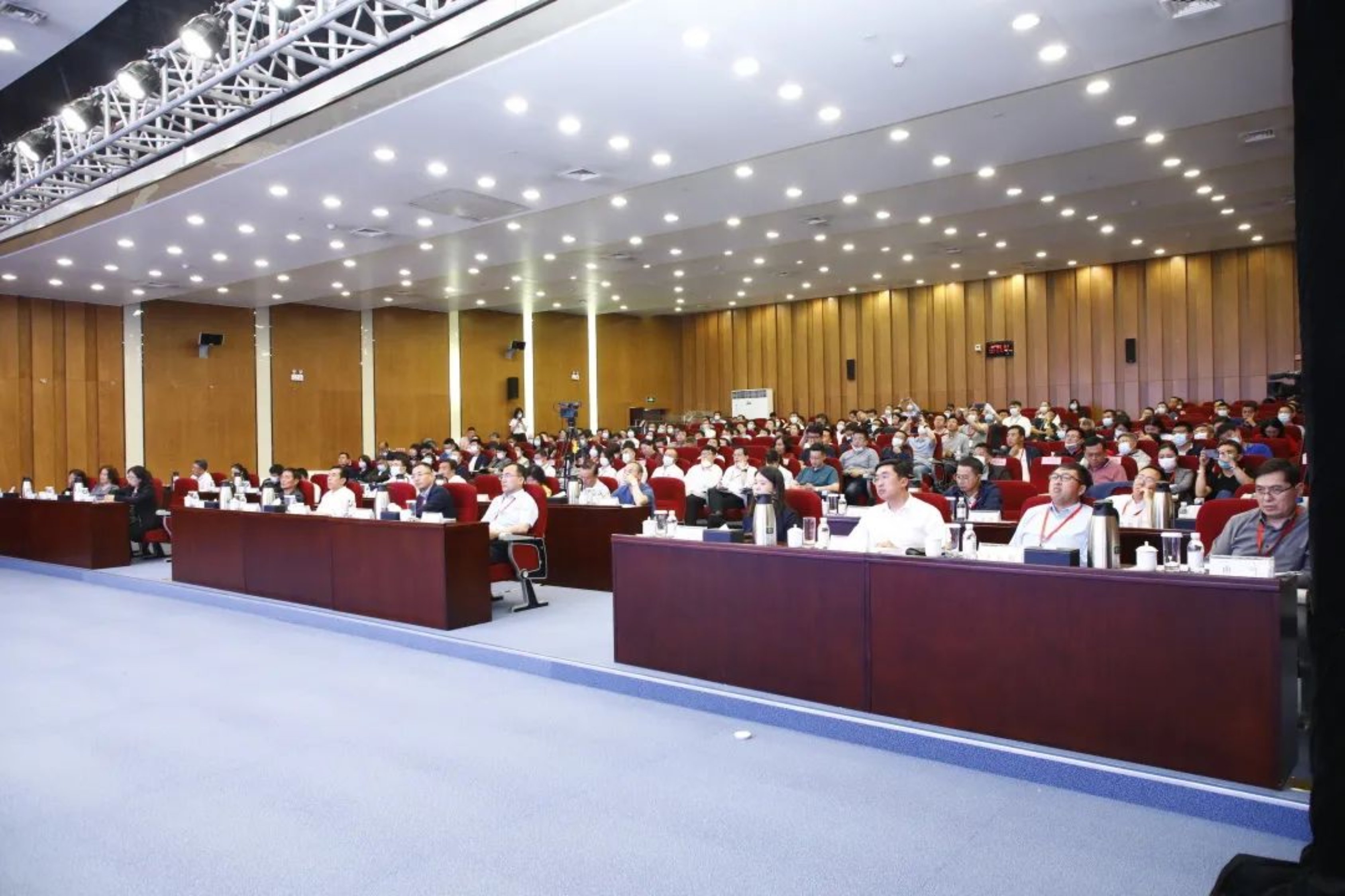 https://mmbiz.qpic.cn/mmbiz_jpg/icYYtflJnb6noC5twHVHokptmv5kP5fgJnkYdBZFgg79moDUskErFjwYk1z0662CLErlP1059YNGeOj8JYVTRmw/640?wx_fmt=jpeg