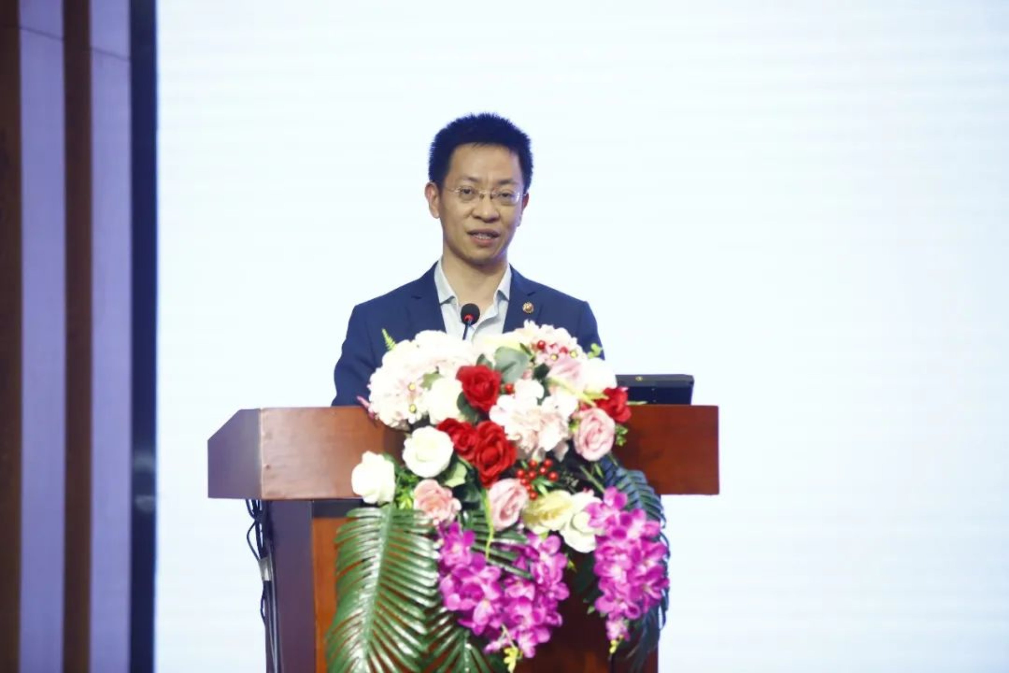 https://mmbiz.qpic.cn/mmbiz_jpg/icYYtflJnb6noC5twHVHokptmv5kP5fgJ212AX69ibia4OvS9vWsiaphBvYicZOQGFXW5IbdAHaR8vicWmFLN7GJAx2g/640?wx_fmt=jpeg