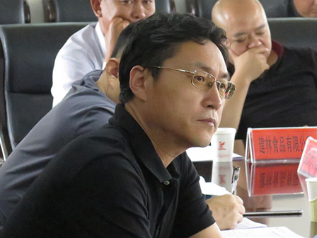 张小